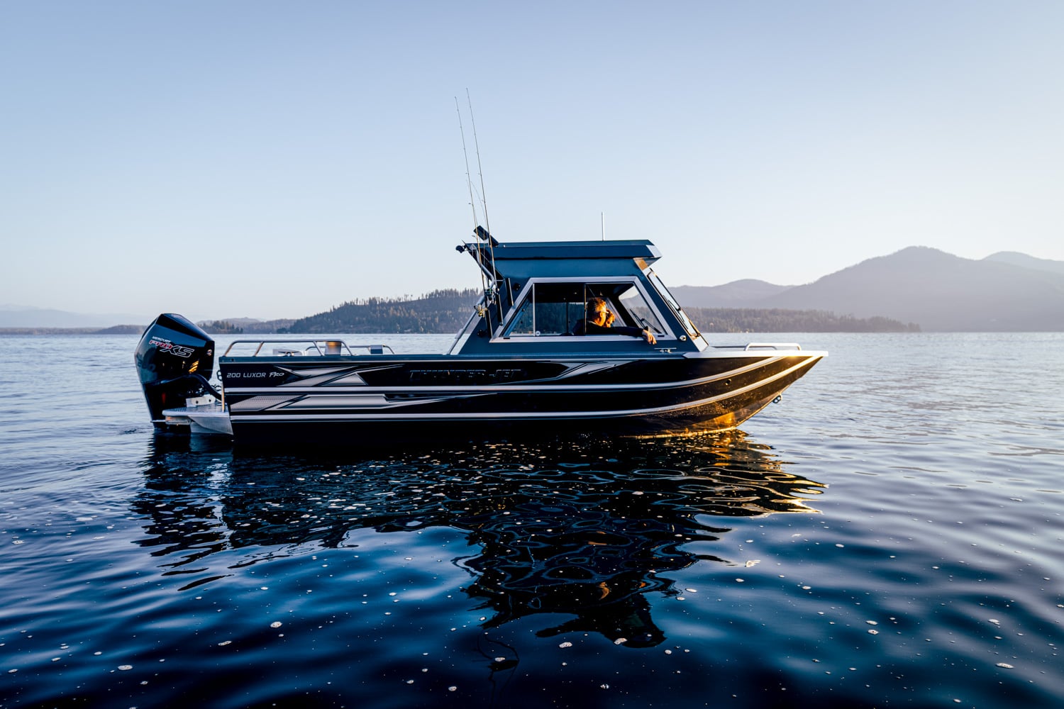 Thunder Jet Luxor Pro
