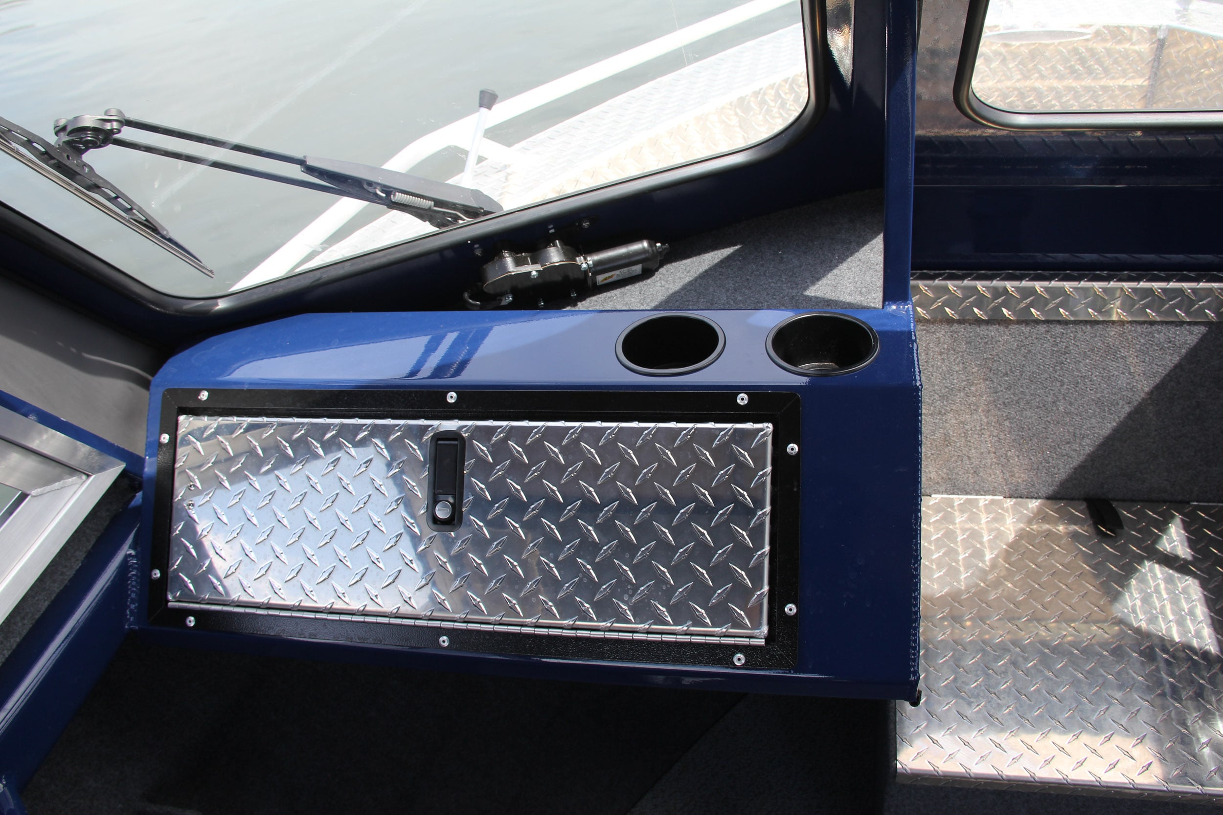 Luxor Port Console
